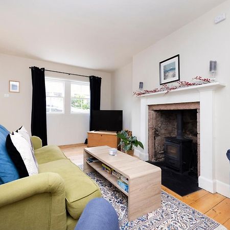 2 Bed Haywood Cottage With Garden Stenton エクステリア 写真