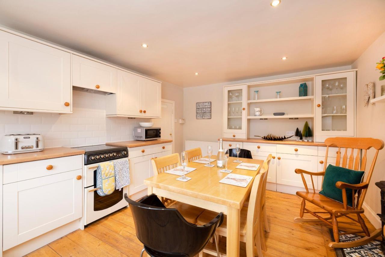 2 Bed Haywood Cottage With Garden Stenton エクステリア 写真