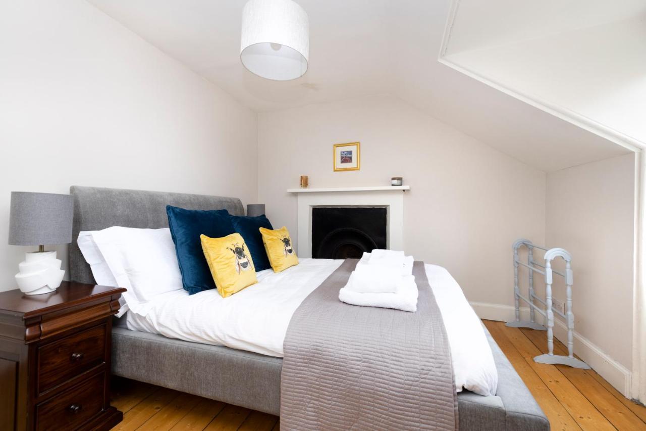 2 Bed Haywood Cottage With Garden Stenton エクステリア 写真