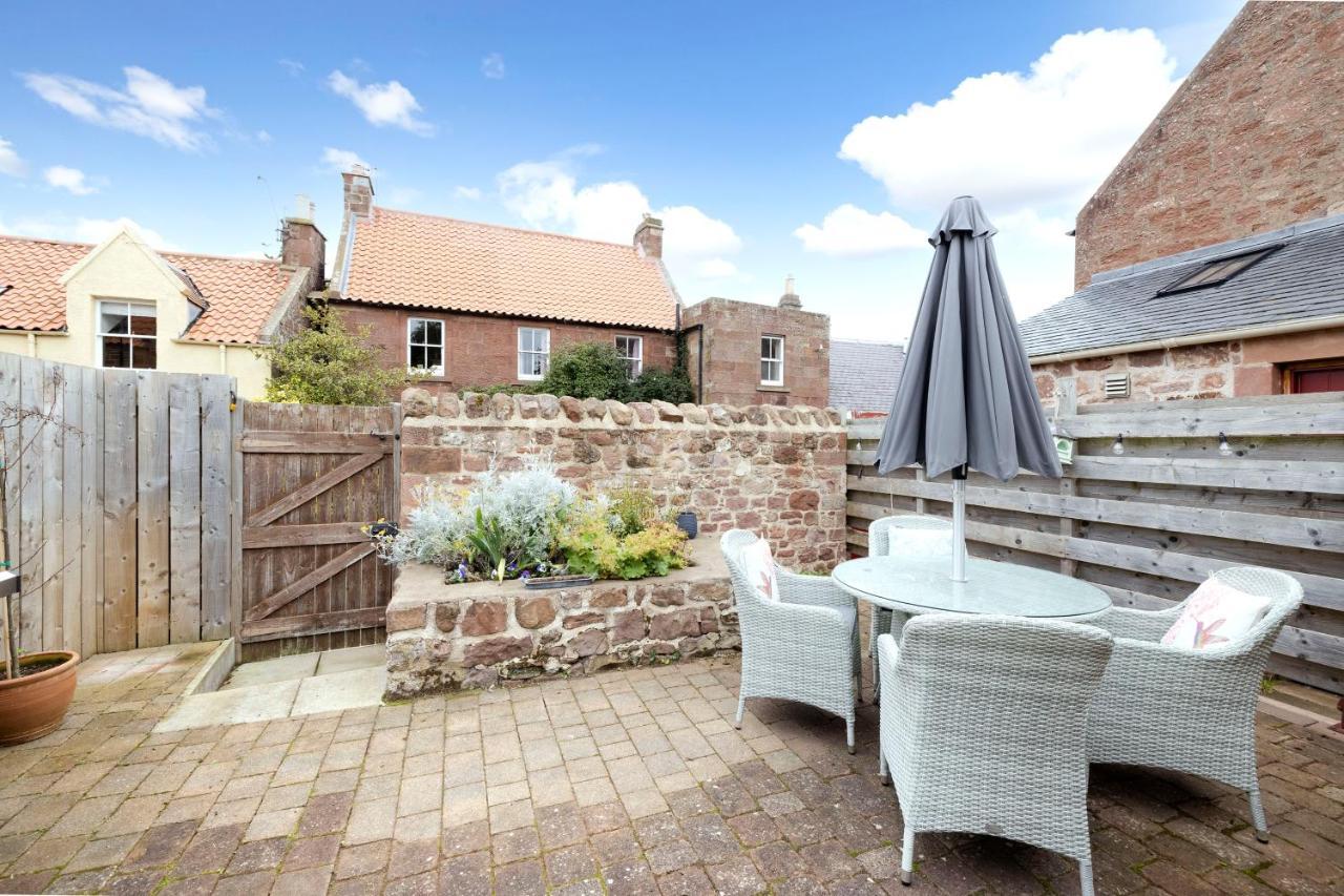 2 Bed Haywood Cottage With Garden Stenton エクステリア 写真